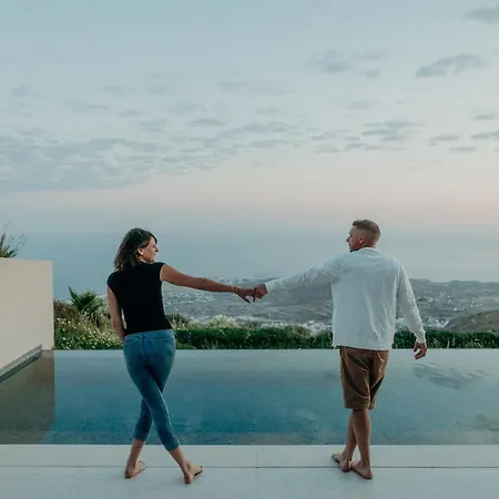 빌라 Santorini Sky, Luxury