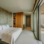 Santorini Sky, Luxury فيلة