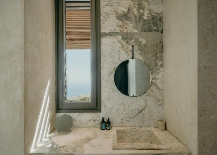 Villa Santorini Sky, Luxury Pýrgos