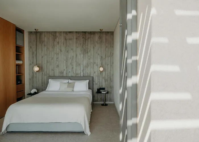 Santorini Sky, Luxury *