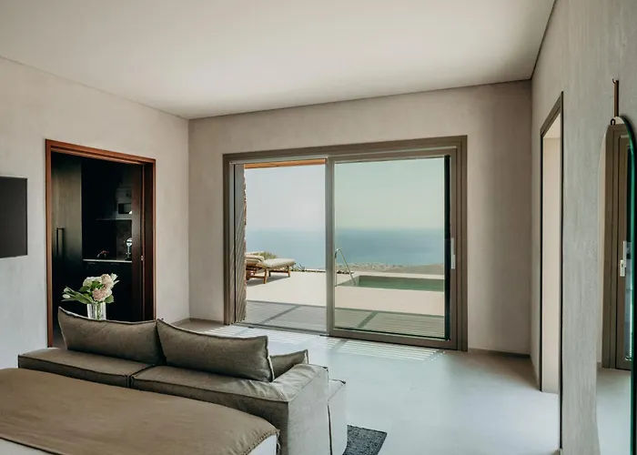 Santorini Sky, Luxury * Pýrgos