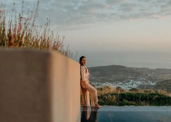 Santorini Sky, Luxury Vila *