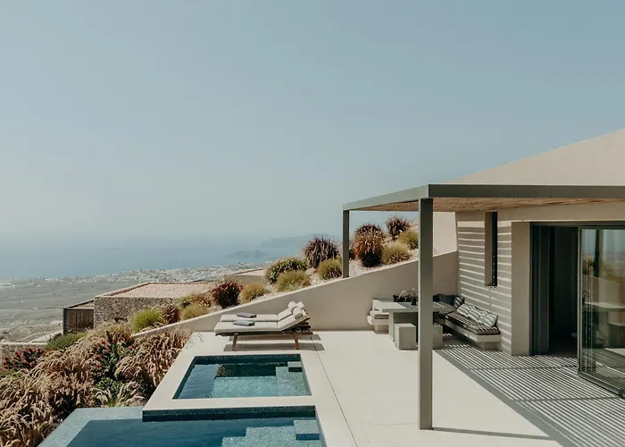 Vila Santorini Sky, Luxury Pýrgos